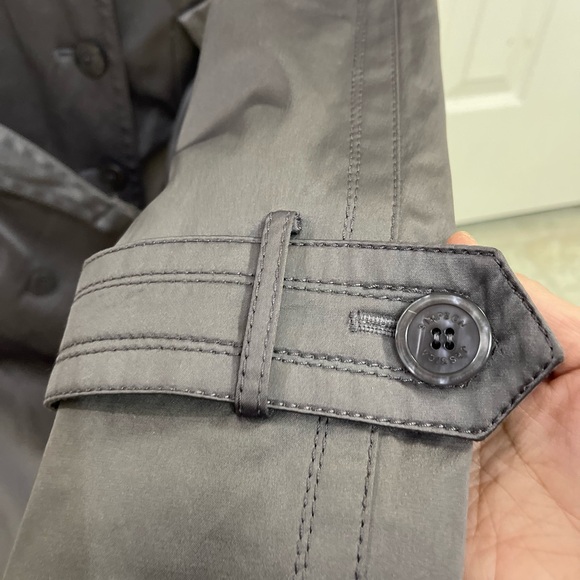 Jessica Simpson Size Small Womens Trench Coat/ Jacket Belted -Excellent - Picture 5 of 16